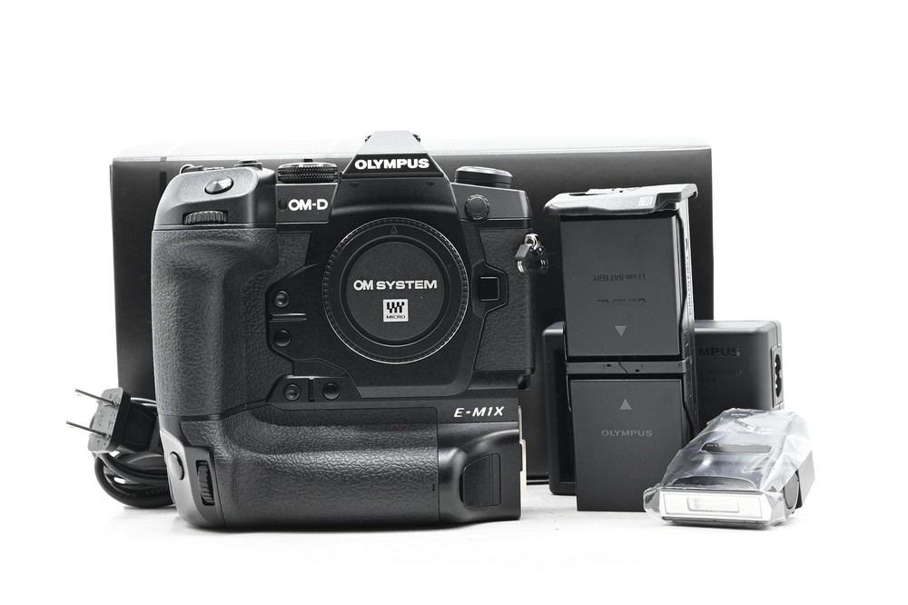 Olympus OM-D E-M1X Mirrorless Digital Camera Body w/FL-LM3 Flash MFT #263