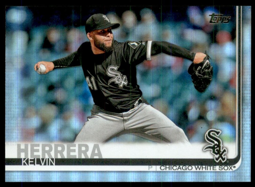 2019 Topps Update Kelvin Herrera Rainbow Foil Card #US127