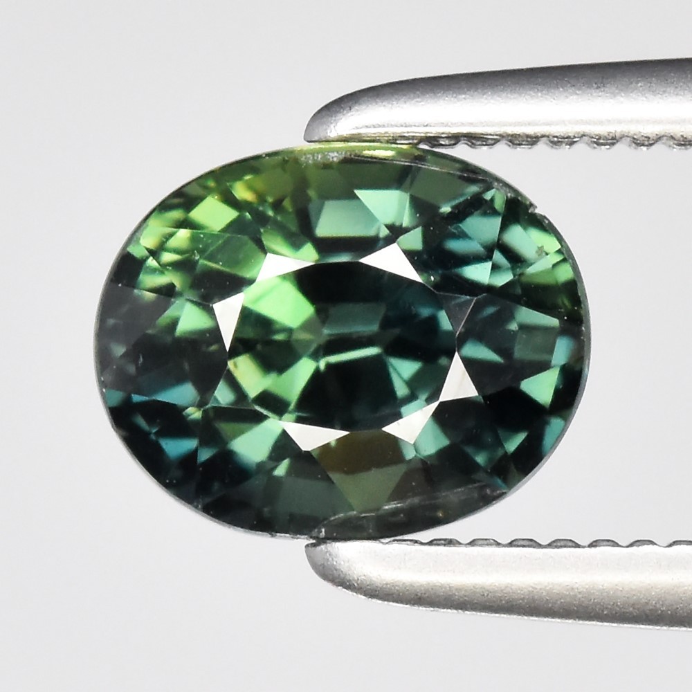💎 1.16ct VVS Oval Natural Bluish Green Sapphire - Unheated, Songea Gemstone