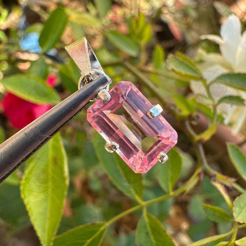 Natural Padparadscha Sapphire 7.90 CT Handmade 925 Silver Pendant