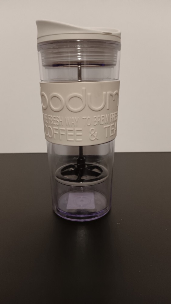 Bodum 350ml Double-Walled Travel Press Mug in White