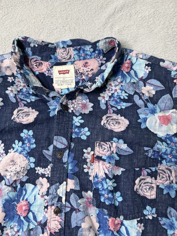 Levi’s Men’s Short Sleeve Hawaiian Tropical Floral Shirt Bottom-up 100% Cotton L