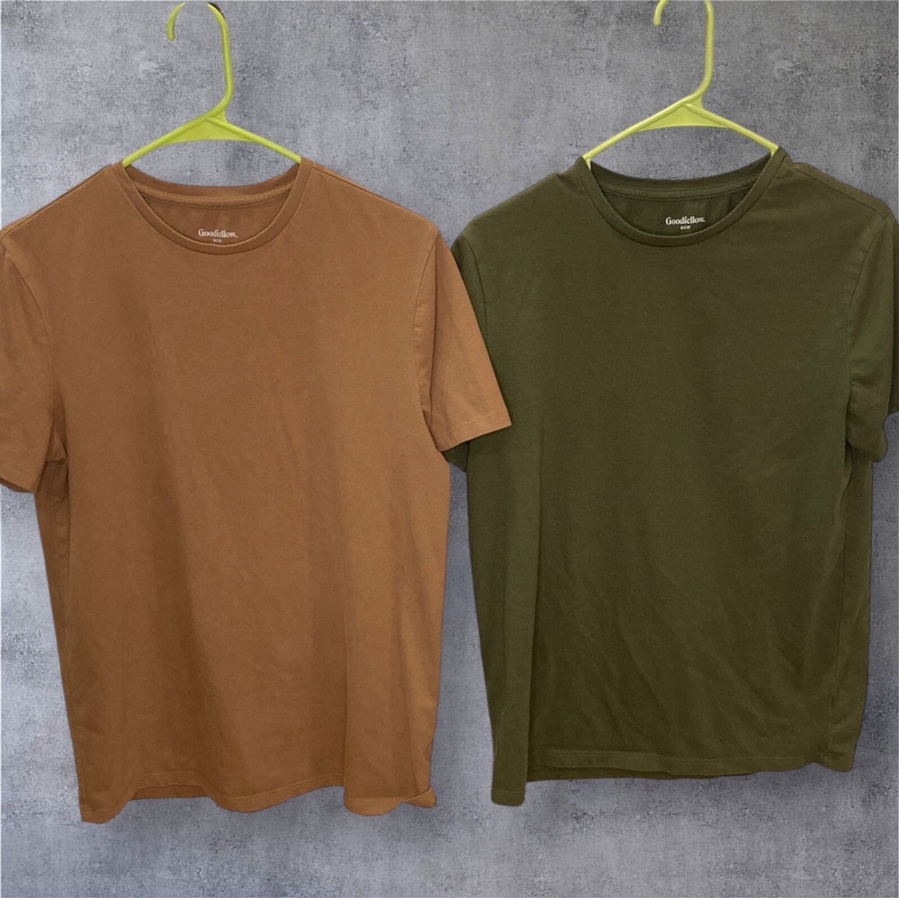 Goodfellow Green And Beige Set Of 2 T-Shirts Men’s Size Medium - Olive & Tan Tee