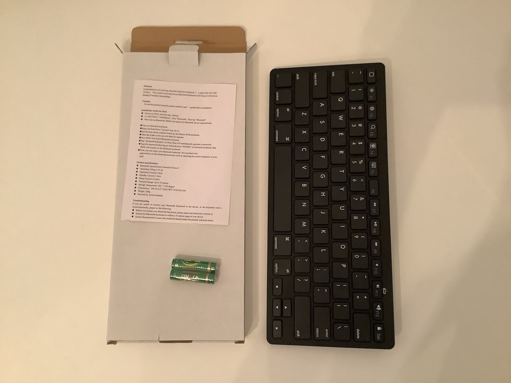 Slim KB450 Wireless Bluetooth Keyboard for iPad 11.25x4.75in US