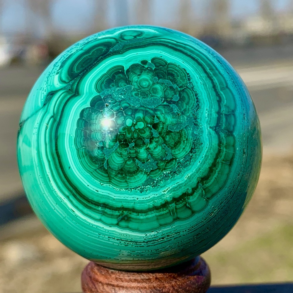 140G Natural glossy Malachite ball transparent cluster rough mineral sample