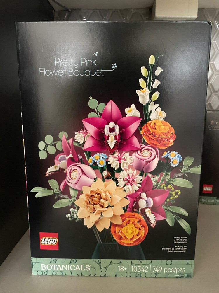 Colorful LEGO botanical flower sets perfect as a charming centerpiece