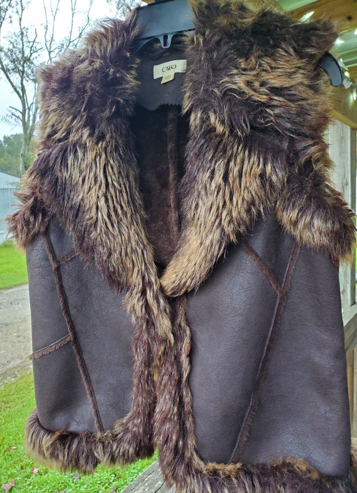 Faux Leather Fur Vest Women Size S Cato Faire Viking Nordic Norse Warrior