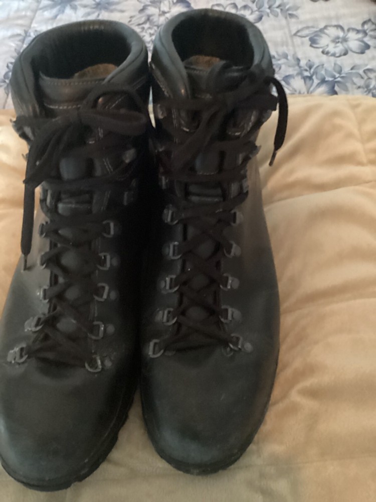 LL Bean Women's Gore-Tex Vibram Romania Boots 199361 Size 14W