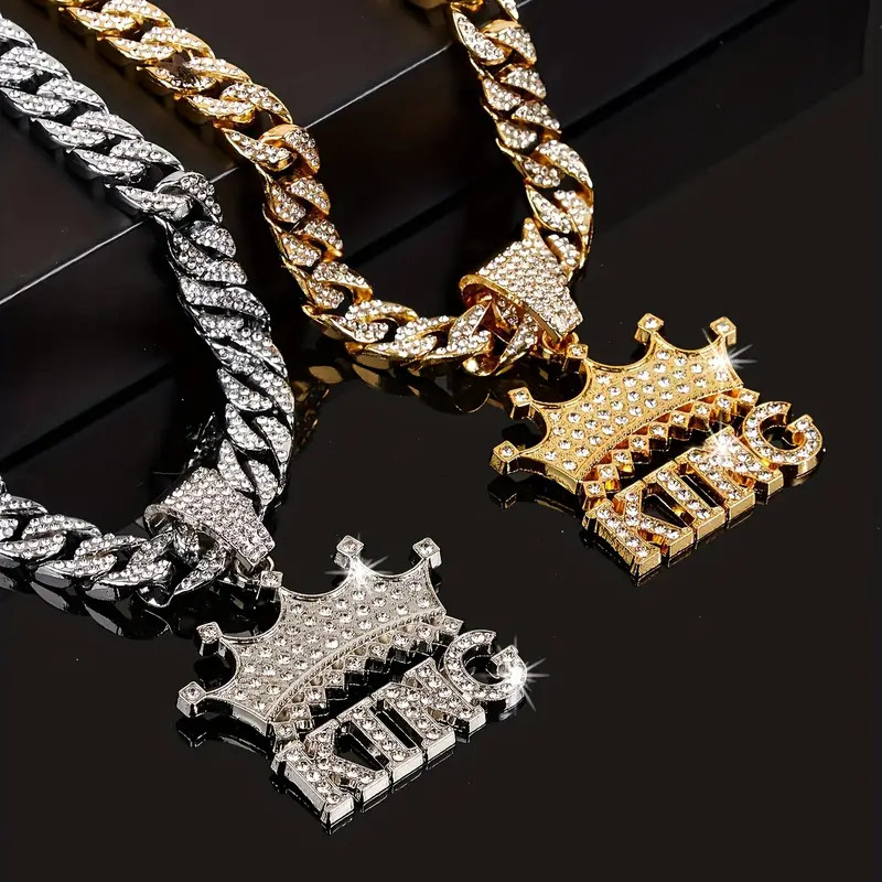 18in Hip Hop King Pendant Necklace with Cuban Chain in 18K Gold Plated
