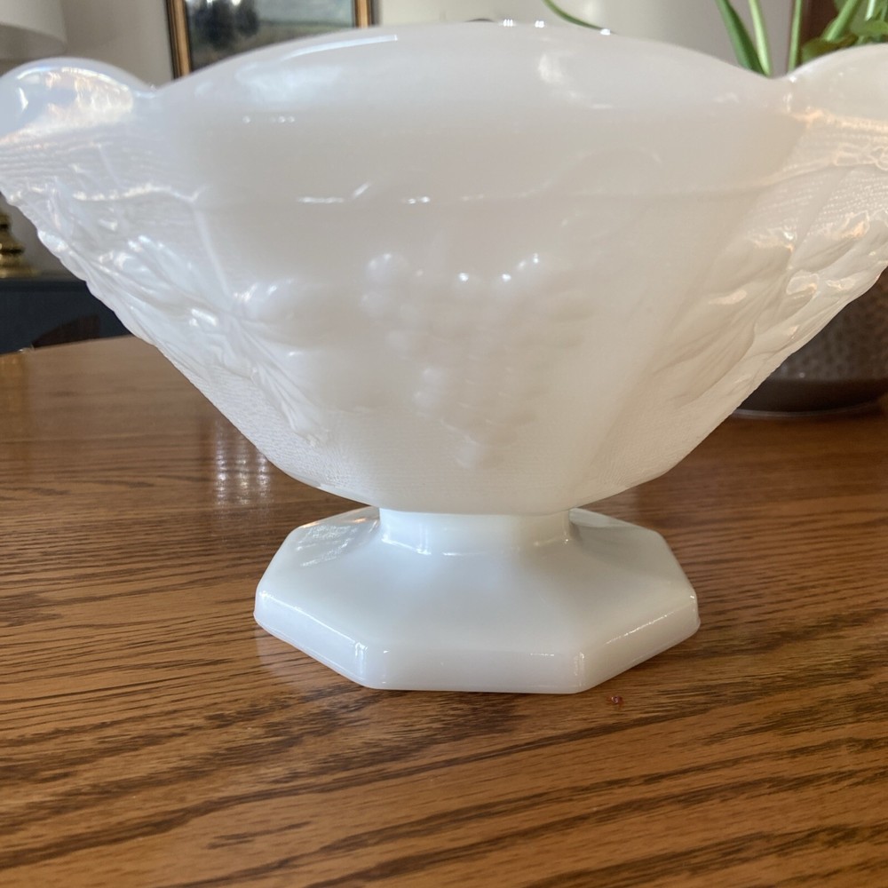 Indiana Glass Colony Harvest Grape White Milk Glass 9