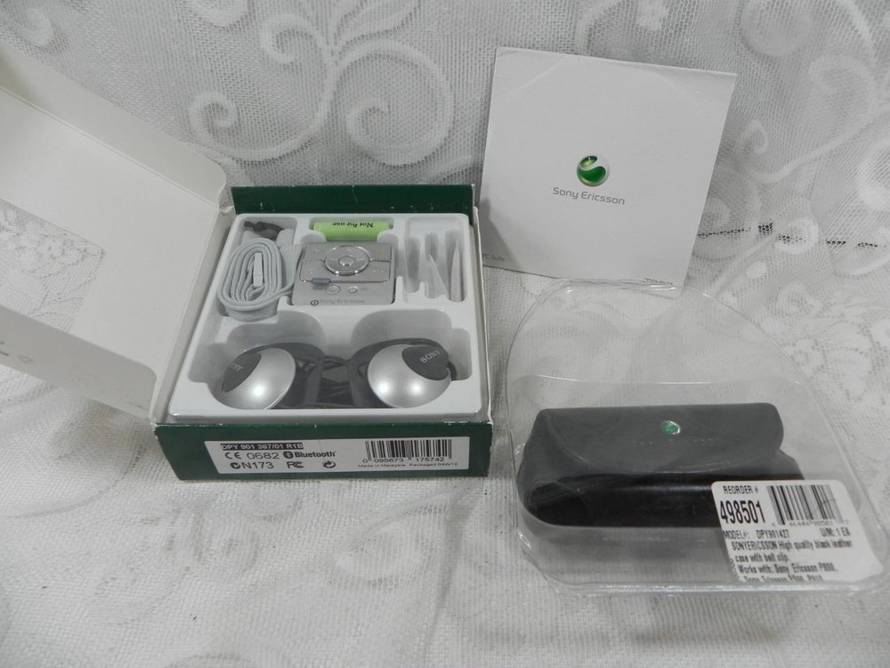 Sony Ericsson Bluetooth Music Handsfree HBM-30 Digital Music MP3 Player In Box