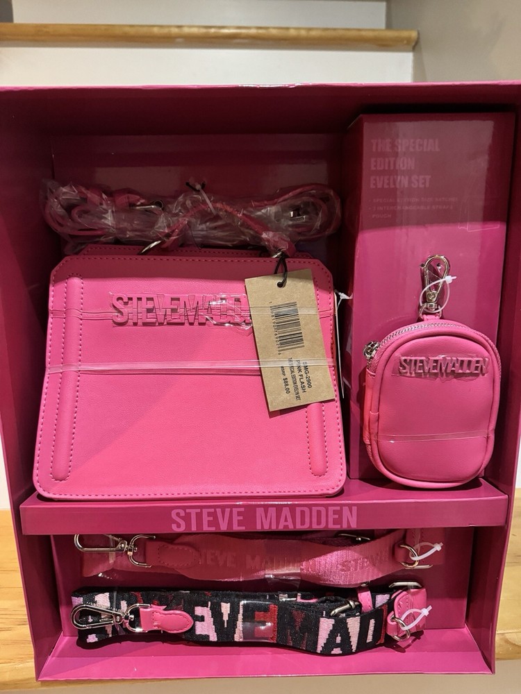 NIB Steve Madden Evelyn Pink Crossbody Bag & AirPod Case Gift Set