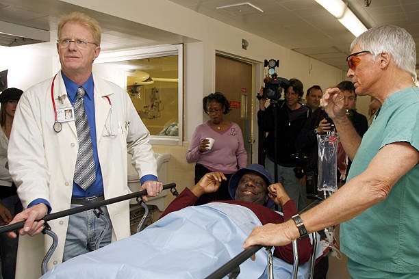 Ed Begley Jr Jimmie Walker Chad Everett at 2006 TV Land Awards Spo- Old Photo 4