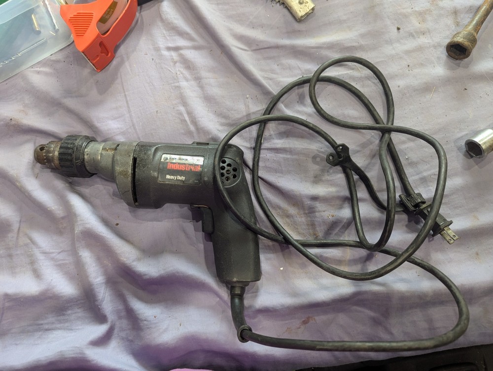Vintage BLACK & DECKER 5070, 3/8