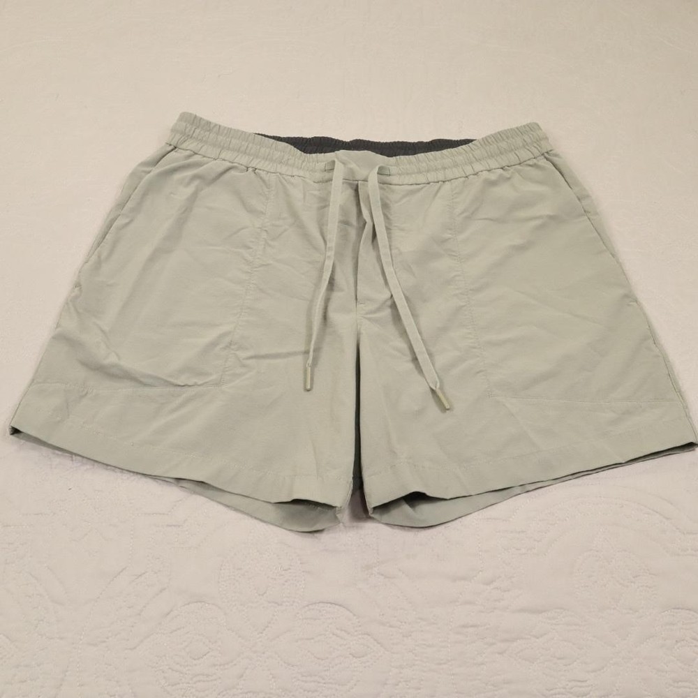 Lululemon Bowline Shorts Men XL Green Drawstring Active Stretch Performance Tech