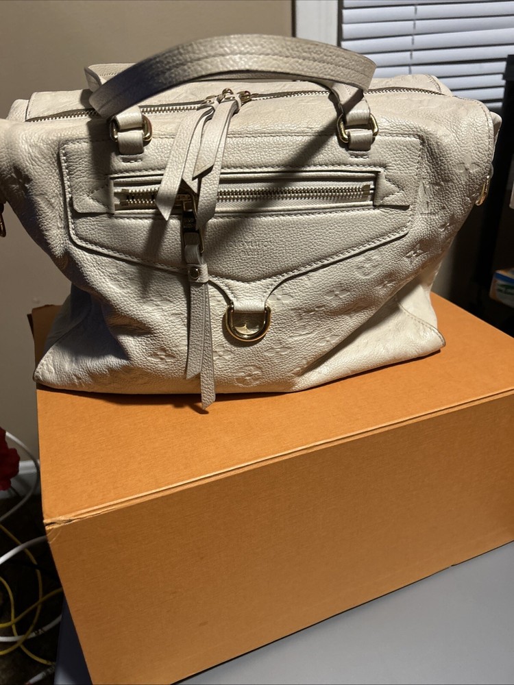 Louis Vuitton Lumineuse PM Tote in White Leather