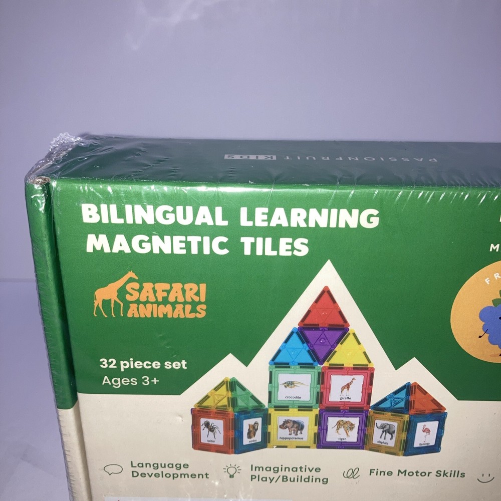 Passionfruit Kids Bilingual French/English Magnetic Learning Tiles Safari Theme