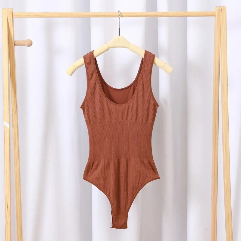 Seamless U-Back Thong Bodysuit for Women Slim Fit in Chocolate