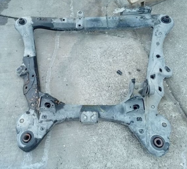 2001-2009 Toyota Highlander Front Subframe Crossmember Engine Cradle Oem