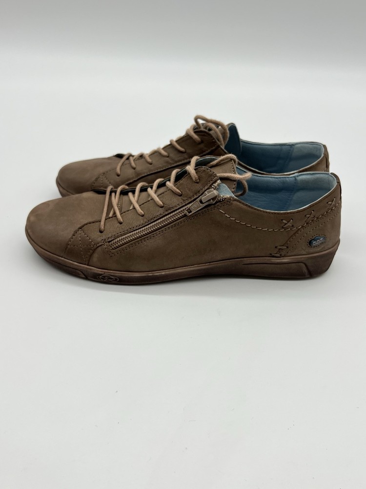 Cloud Aika Women’s Size 39 US 8.5 Brown Leather Fashion Lace Up Sneakes