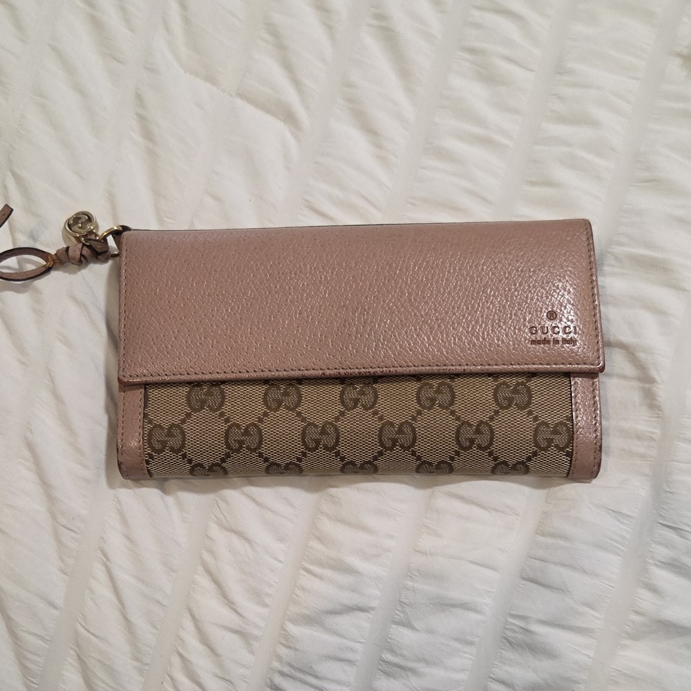 Gucci Beige Pink Women's Wallet Envelope Logo Button Folding Zip