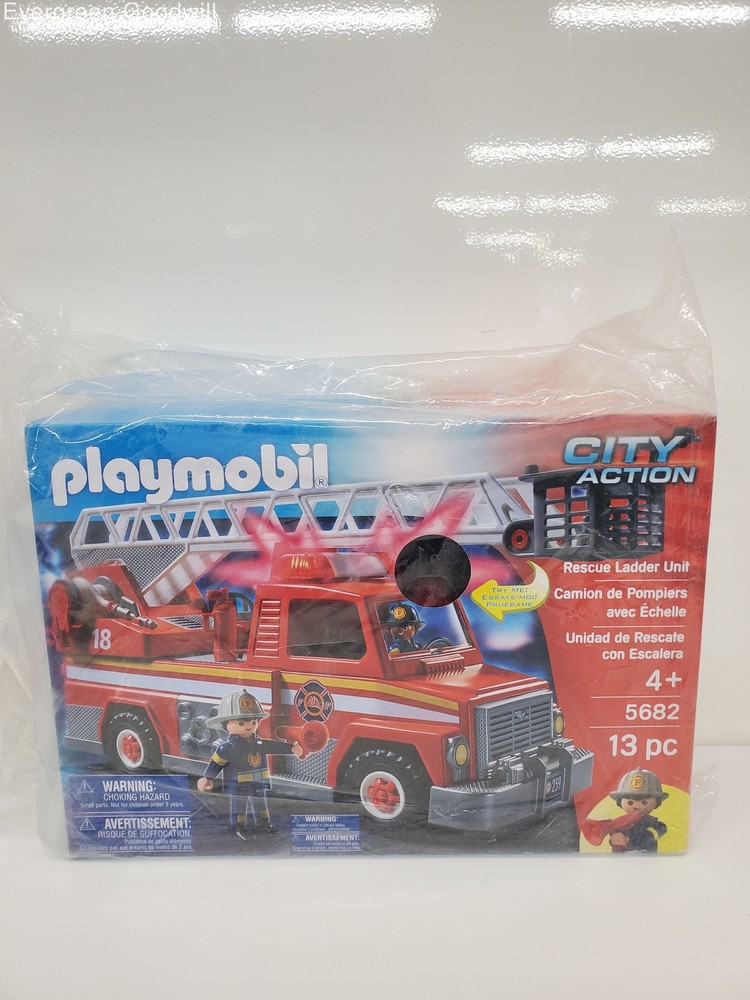 PLAYMOBIL CITY ACTION Rescue Ladder Unit FIRE TRUCK Set-Sealed