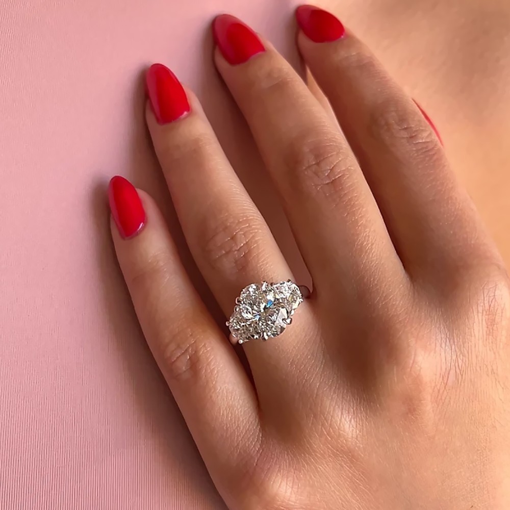 Exclusive 14k White Gold Diamond Ring Lab Grown 4 Carat IGI E F VVS2 Oval Cut