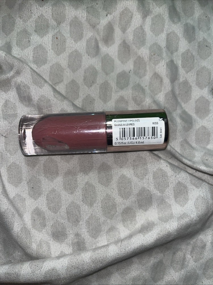 Revolution Pout Bomb Plumping Gloss in Kiss Shade New Sealed No Box