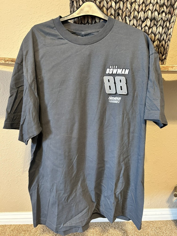 Alex Bowman #88 NASCAR Men’s XL gray short sleeve shirt NWT 2018