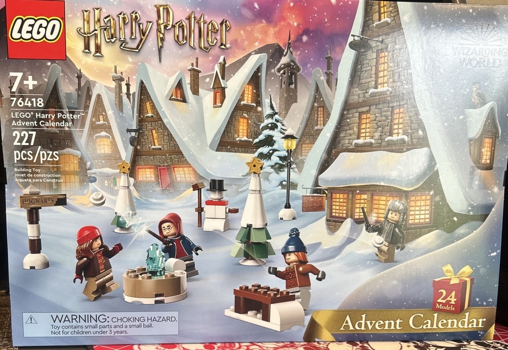 LEGO Harry Potter 2023 Advent Calendar 76418 with Holiday Surprises