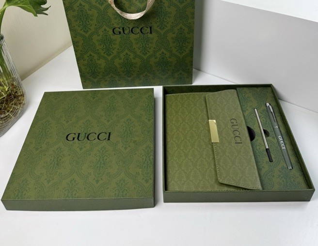 Gucci Green Writing Set Notebook & Pen NIB