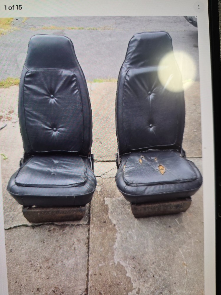 International Harvester Scout II Deluxe Bucket Seats