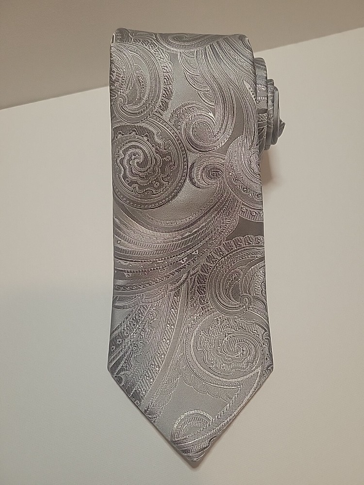 Donald Trump Signature Gold Bar Silver Paisley 100% Silk Necktie