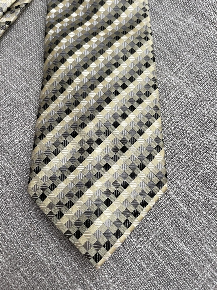 Knightsbridge Classic Geometric Tie in Gold Cream Champagne Black Silver