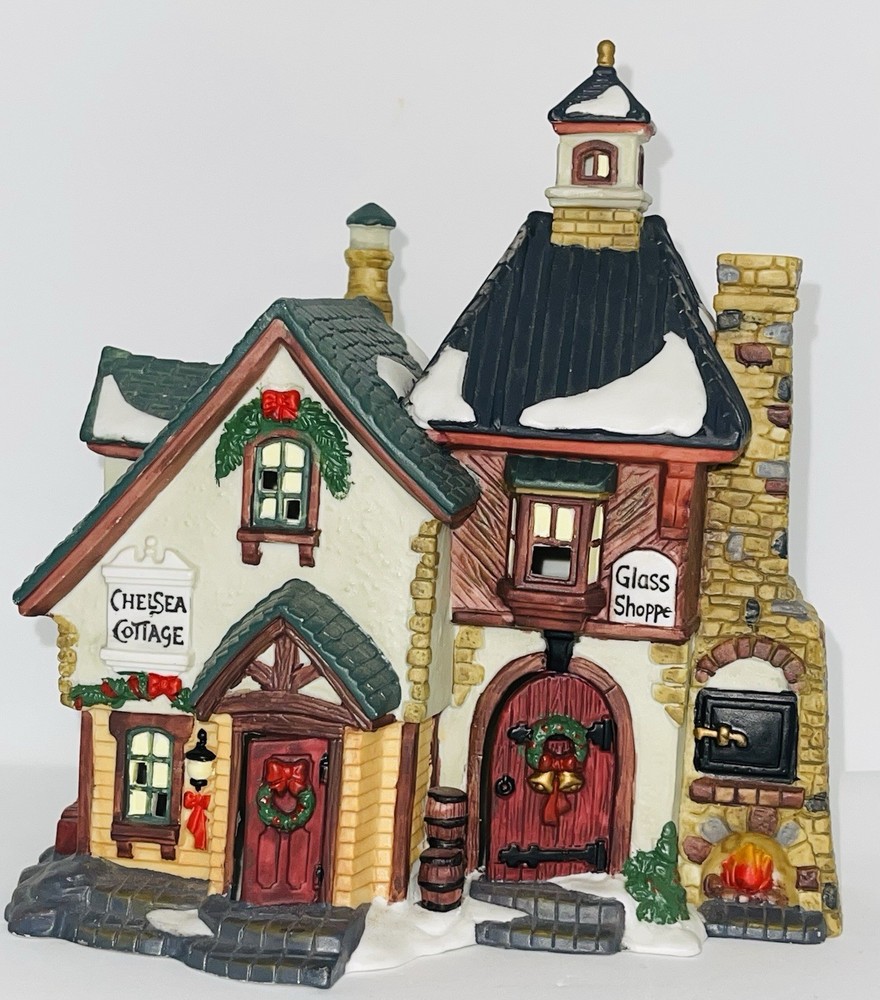 VTG Santa's Workbench 479-4434 Victorian Chelsea Cottage Village 1999 Collectible