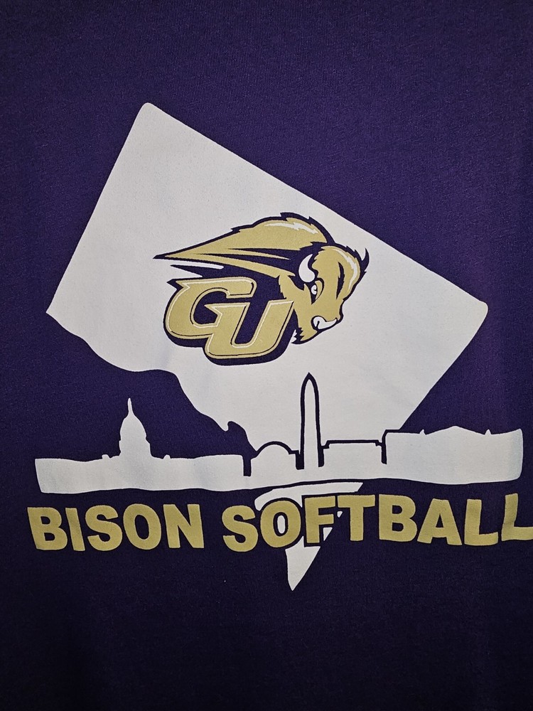 Undee Armour Gallaudet University Xl Mens Purple Graphic Logo Tshirt NCAA