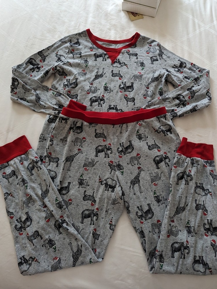 WONDERSHOP Women's Festive Safari Animal Christmas Pajama Set Size Medium