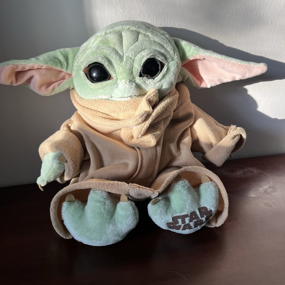 Build A Bear Star Wars Baby Yoda Plush 14 Inch Tall 8 Inch Wide Great Condition  