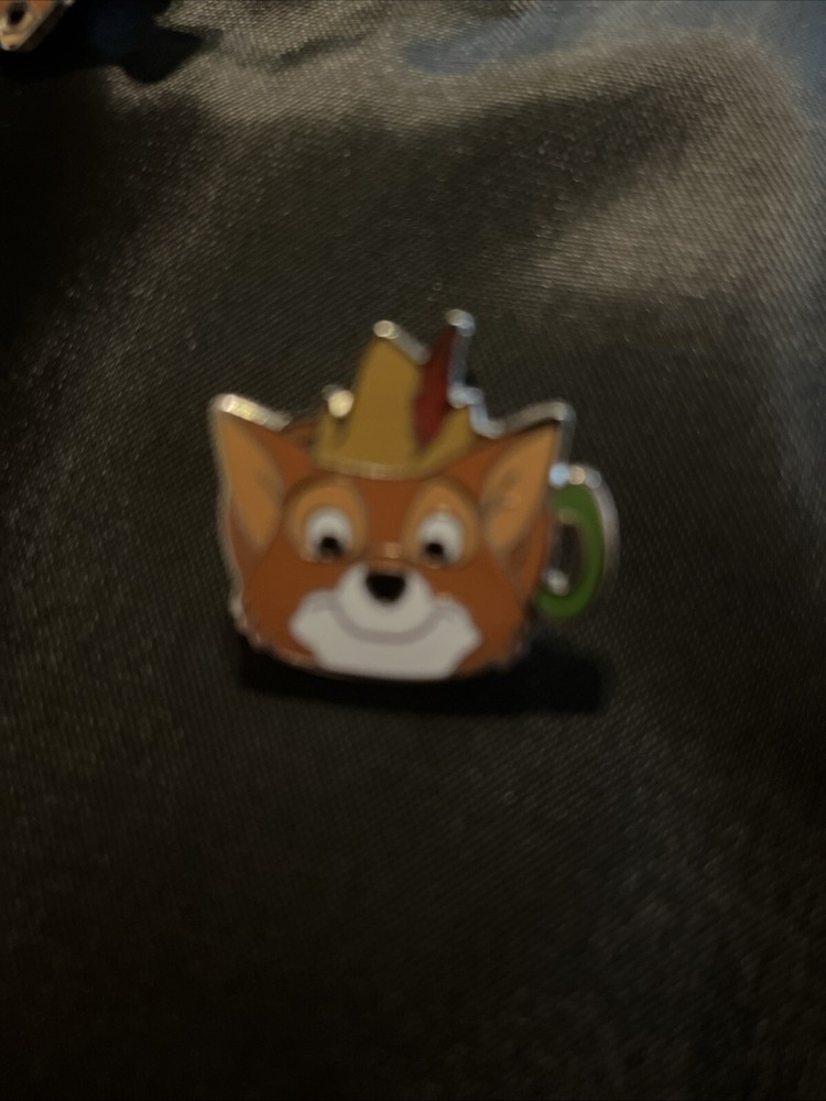 Disney Character Mug Pin Robin Hood