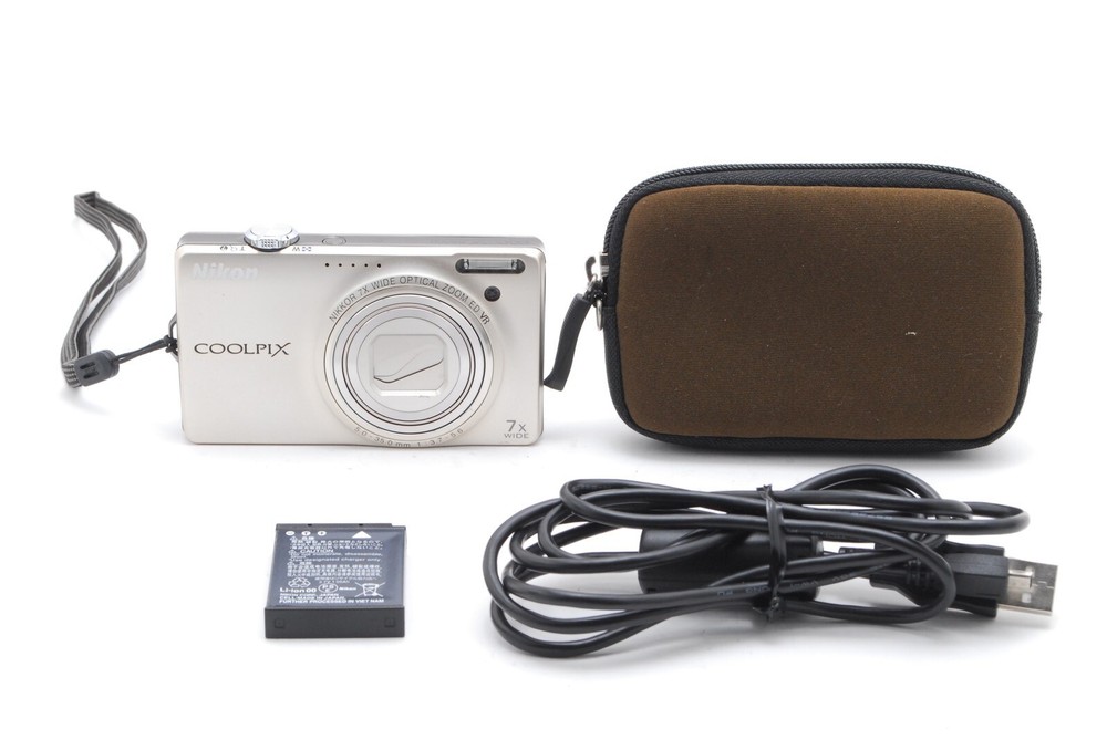 [Near Mint] Nikon Coolpix S6000 14.2MP Silver Digital Camera From JAPAN