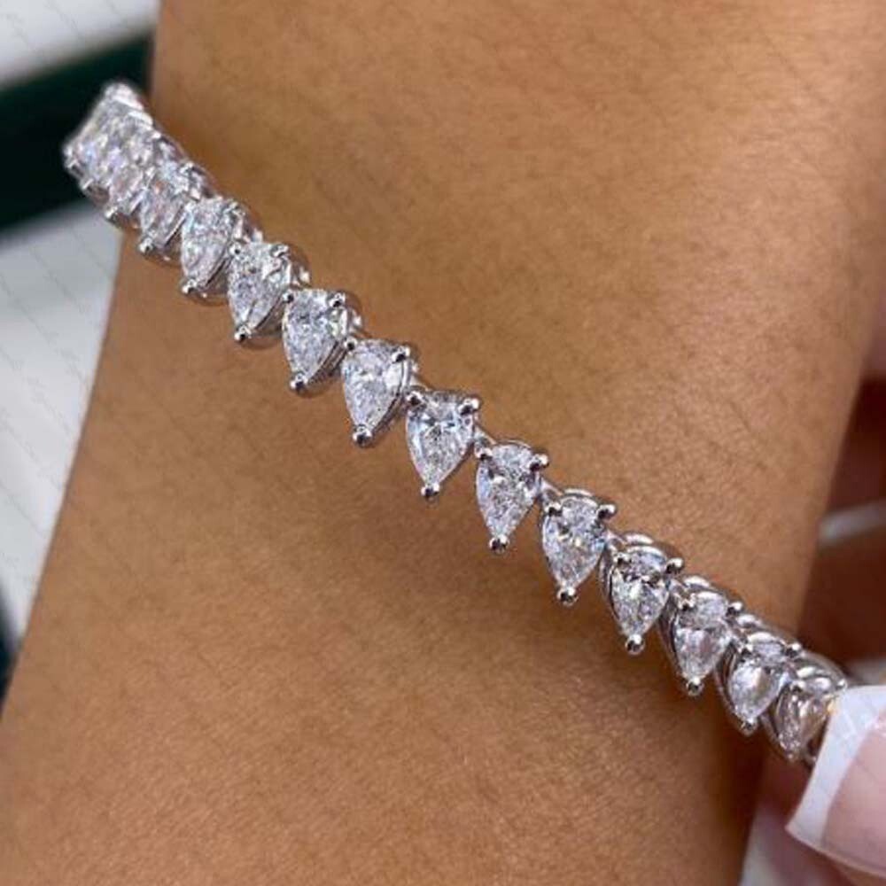 Elegant 14K White Gold Pear Cut VVS1 Moissanite Teardrop Wedding Bangle Bracelet