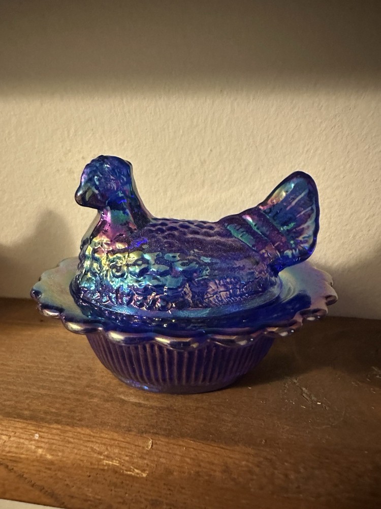 Cobalt Blue Carnival Mini Hen On A Nest