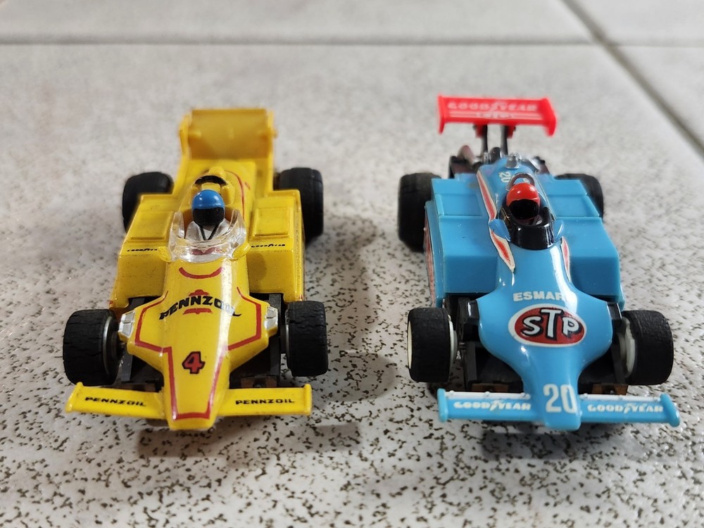 Vintage Tyco HO Scale Slot Cars Pennzoil 4 STP 20 with Cracked Tires