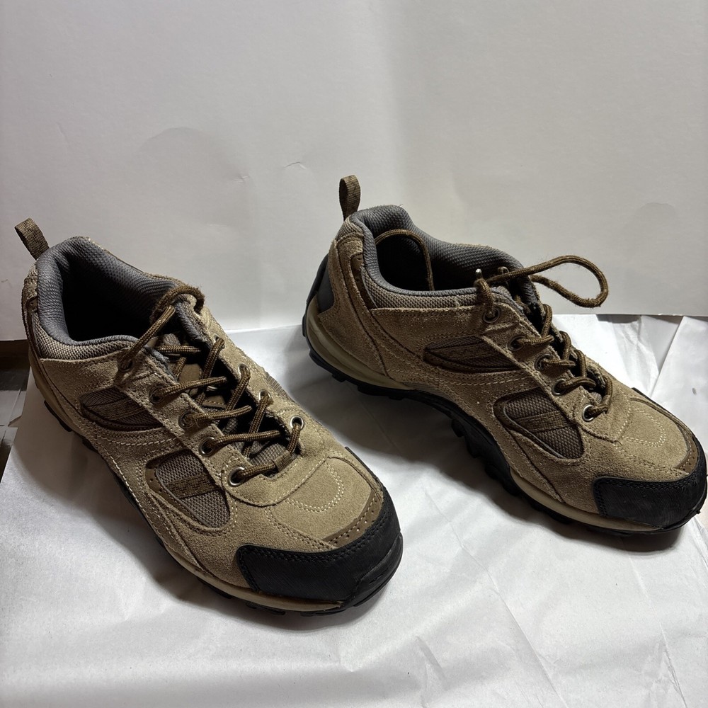 Brahma 8.5 Hiking Boots W Great Traction Soles, Brown Leather Uppers Black Toes