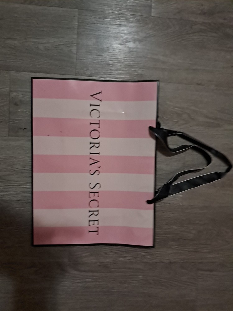 victoria secret gift bags