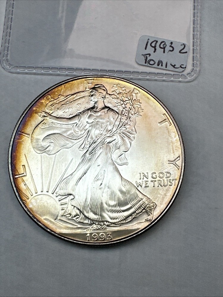 1993 American Silver Eagle! $1 1oz 0.999 Fine Silver.Cool Toning! Uncirculated