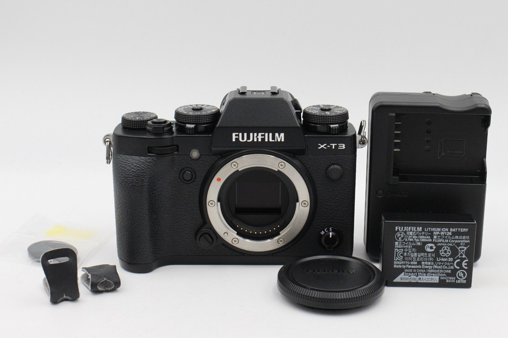 Fujifilm X-T3 Mirrorless Camera Body Only in Black - Mint Condition #11788