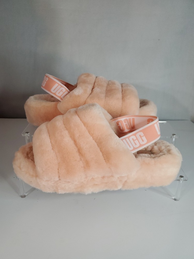 UGG Women's Fluff Yeah Slide Slipper Peach Size 8 US