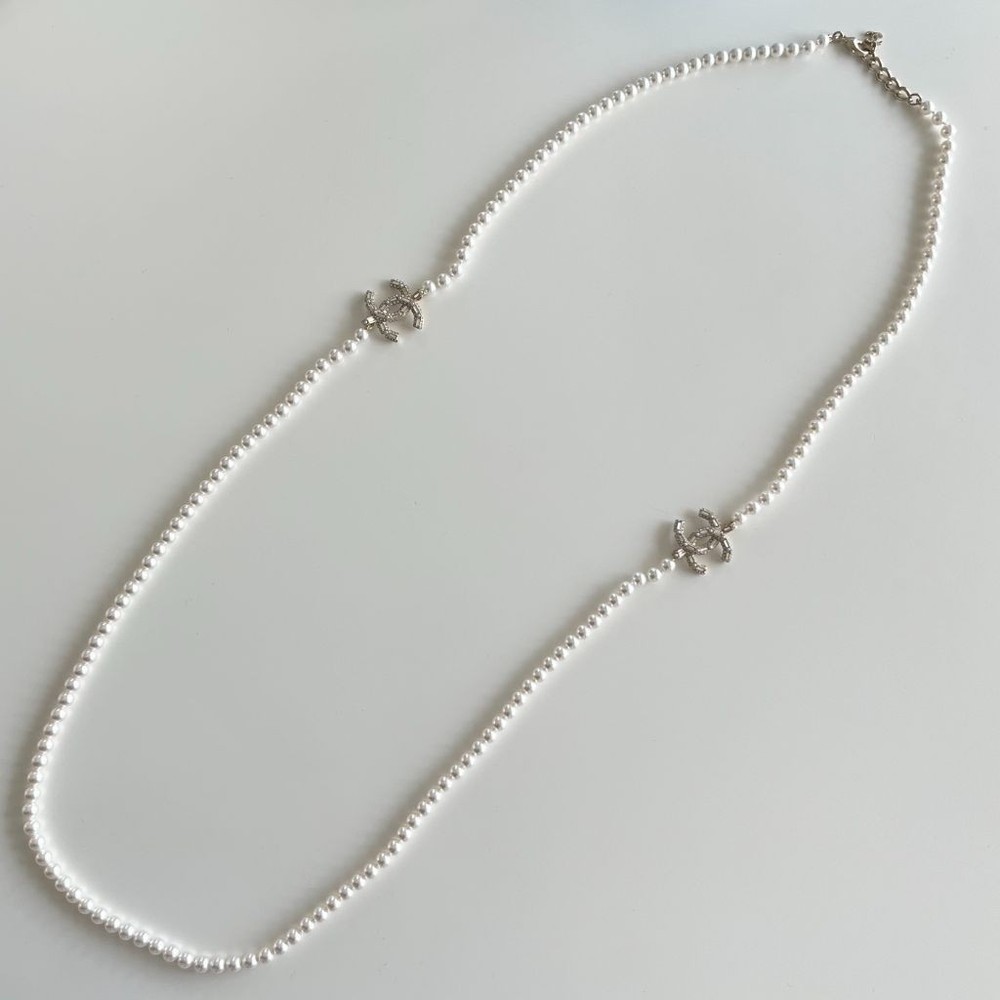 Chanel faux peral long necklace