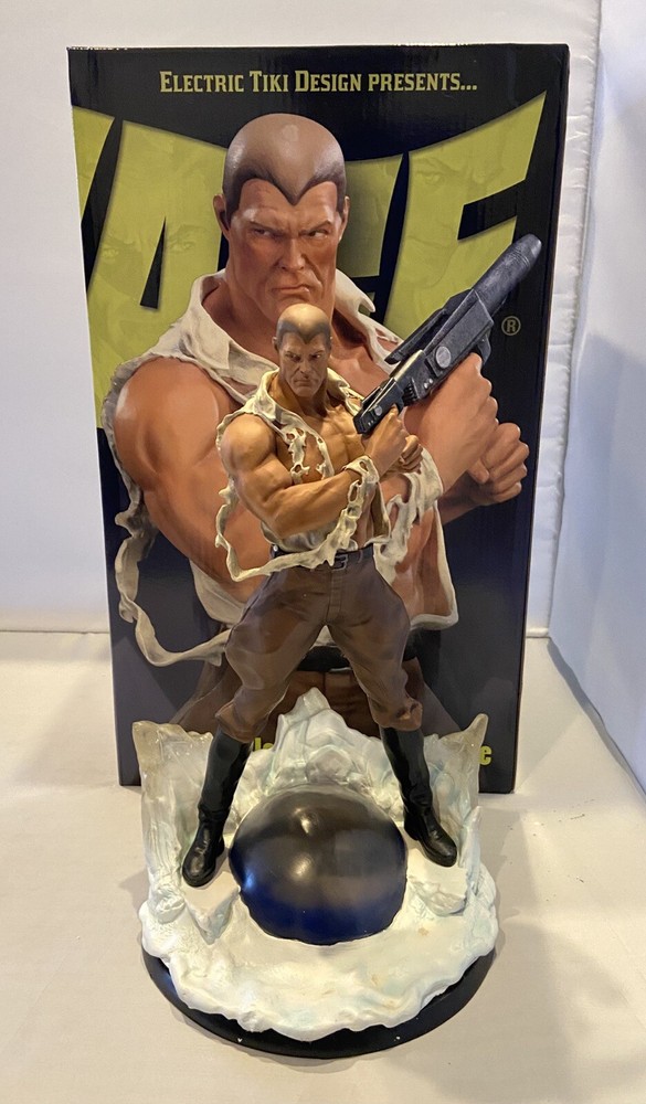 Doc Savage Electric Tiki Design Classic Heroes Statue Marvel #73/300 New!